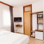 بيت ضيافة Babilon 4*