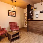 Babilon بيت ضيافة برييدور