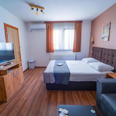 Casa de hóspedes Babilon Prijedor